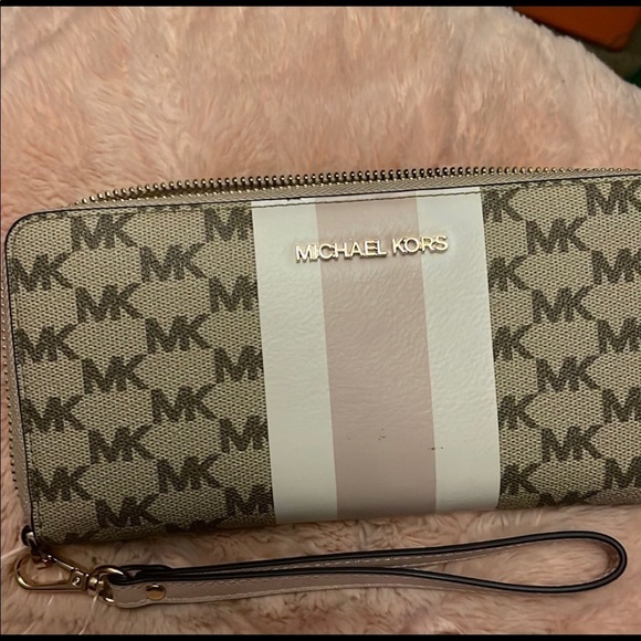 WRISTLET wallets for women Michael kors - Picture 1 of 4